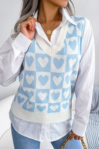 Two-Tone Heart Pattern Sweater Vest