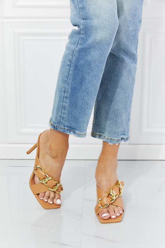 Cape Robbin Chunky Chain Detail Heels in Nude